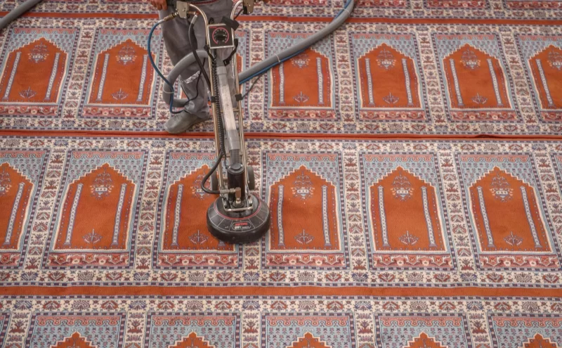 تقييم خدمات تنظيف المساجد والسجاد الكبير في المملكة